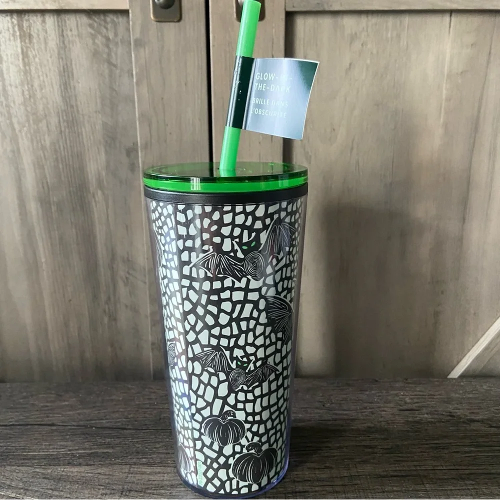 Starbucks Limited Edition Halloween NWT Glow in The Dark Lime Green Tumbler 12oz